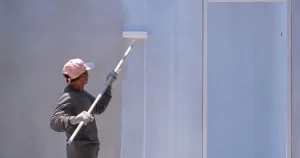 Read more about the article 5 Expert Tips for Choosing Weather-Resistant Paint in Miami